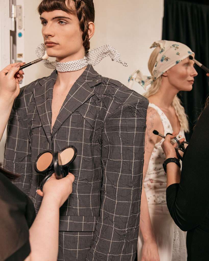 DESIGNER: Rave Review